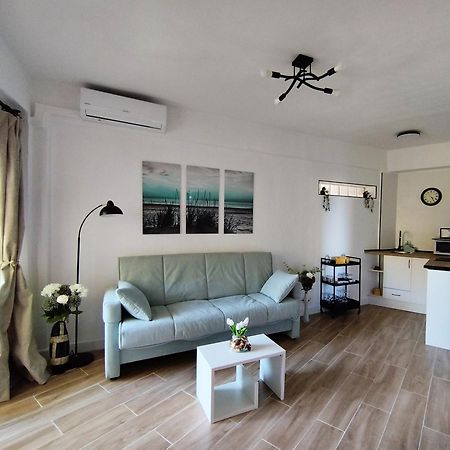 Amazing Front Sea View Studio. Marbella Centre Bagian luar foto
